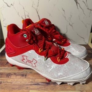Under Armour Boy's UA Harper 8 Mid RM Youth Baseball/Softball Molded Cleats 5.5